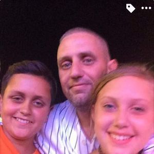 Meet your Posher, Thomas